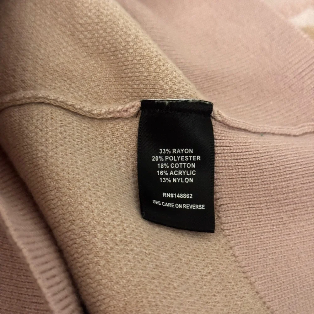 EUC Torrid Camouflage Pink and Tan V Neck Pullover Sweater - Picture 6 of 6